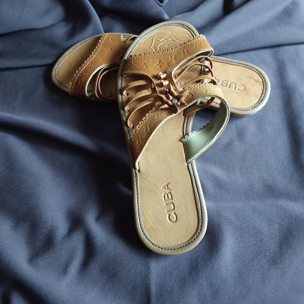 Sandles - Picture 3 of 3